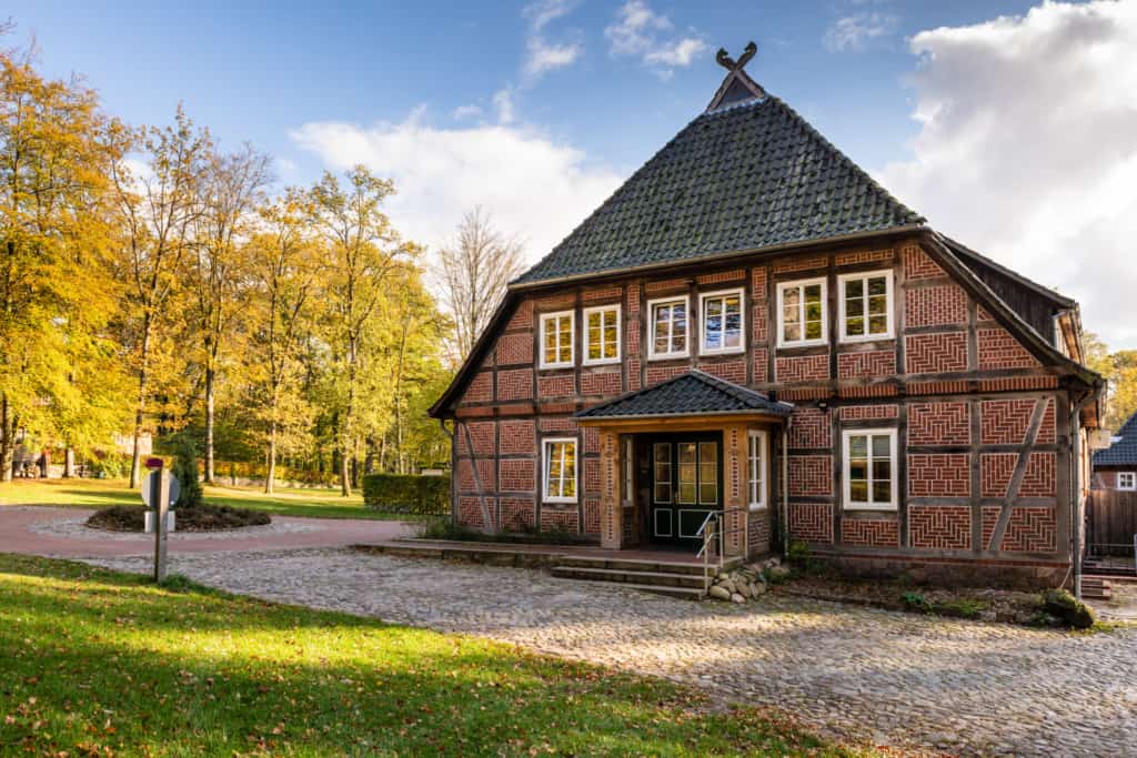 Giebelansicht: Landhaus Haverbeckhof in Bispingen-Niederhaverbeck/Lüneburger Heide - Foto: Markus Tiemann